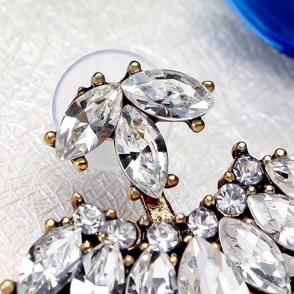 2/$20!Antiqued Gold/Crystal Fan w/Jackets Earrings - Picture 6 of 9